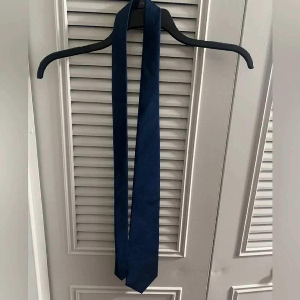 Vintage Christian Dior Blue Classic Silk Tie-0398